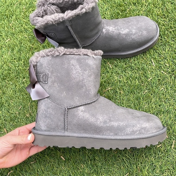 NWT UGG Mini Bailey Bow Glimmer Boot! - Picture 14 of 15